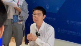 对话宇树科技王兴兴:曾想退学创业,后来拿下8万块第一桶金! 对话宇树科技王兴兴:曾想退学创业,后来拿下8万块第一桶金!