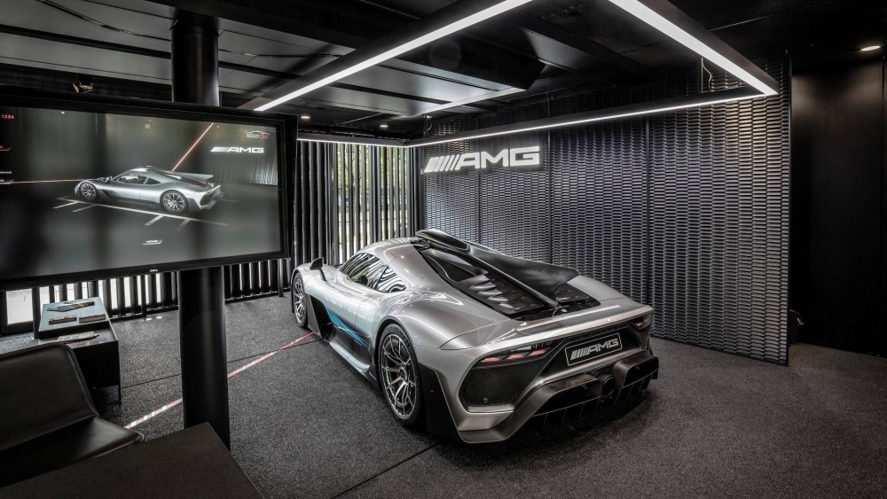 梅赛德斯奔驰全新公路版F1超跑更名：AMG ONE