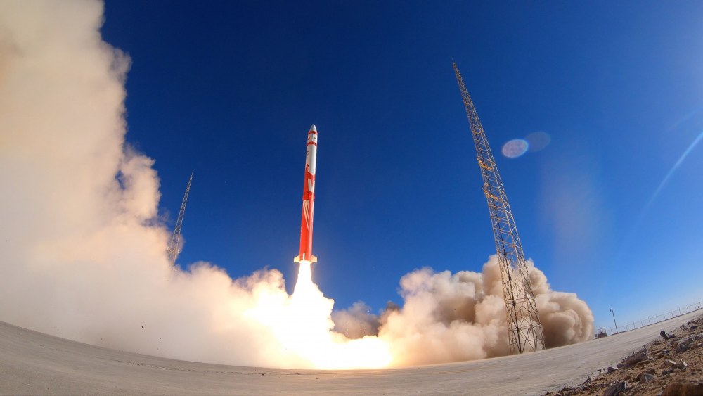 中国首枚民营运载火箭“朱雀一号”发射 卫星未能准确入轨