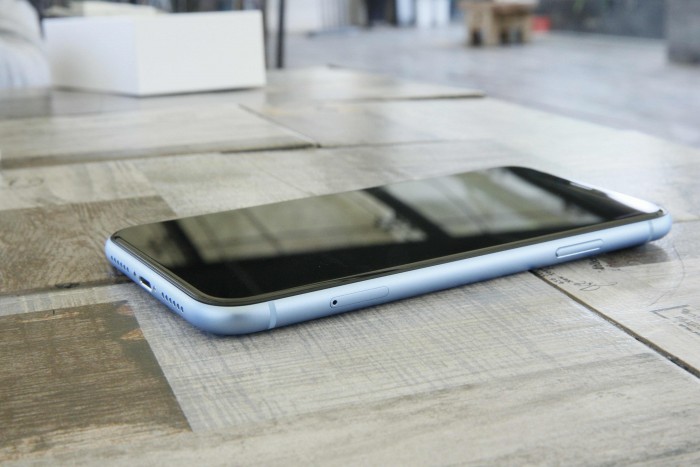 iPhone XR上手：亮丽外观下却有一颗质朴的心