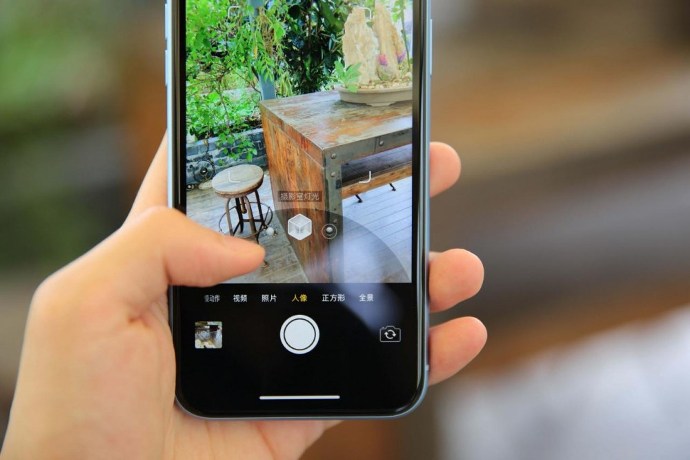 iPhone XR上手：亮丽外观下却有一颗质朴的心
