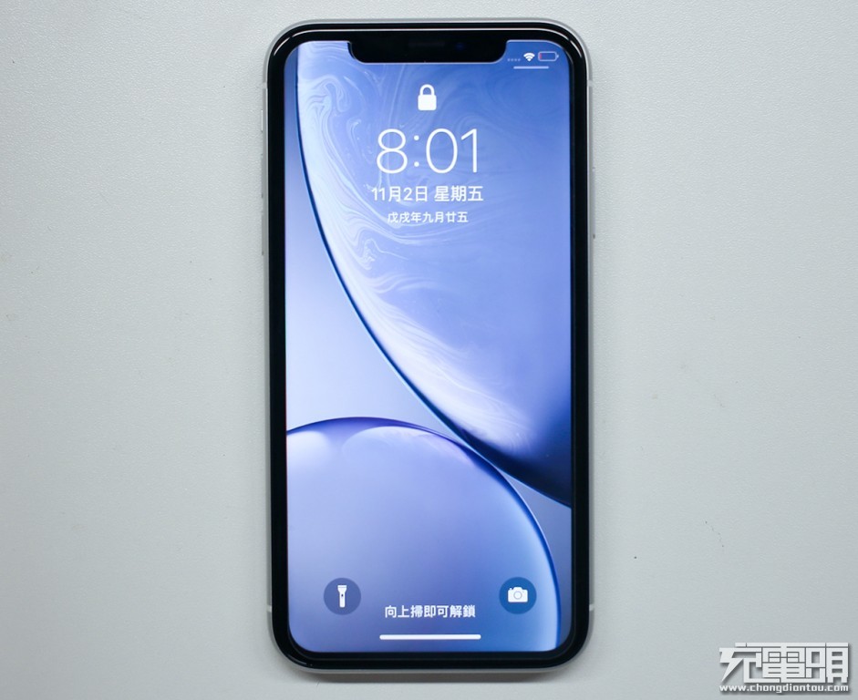 iPhone XR的黑边框有多宽？戴上套后惨不忍睹
