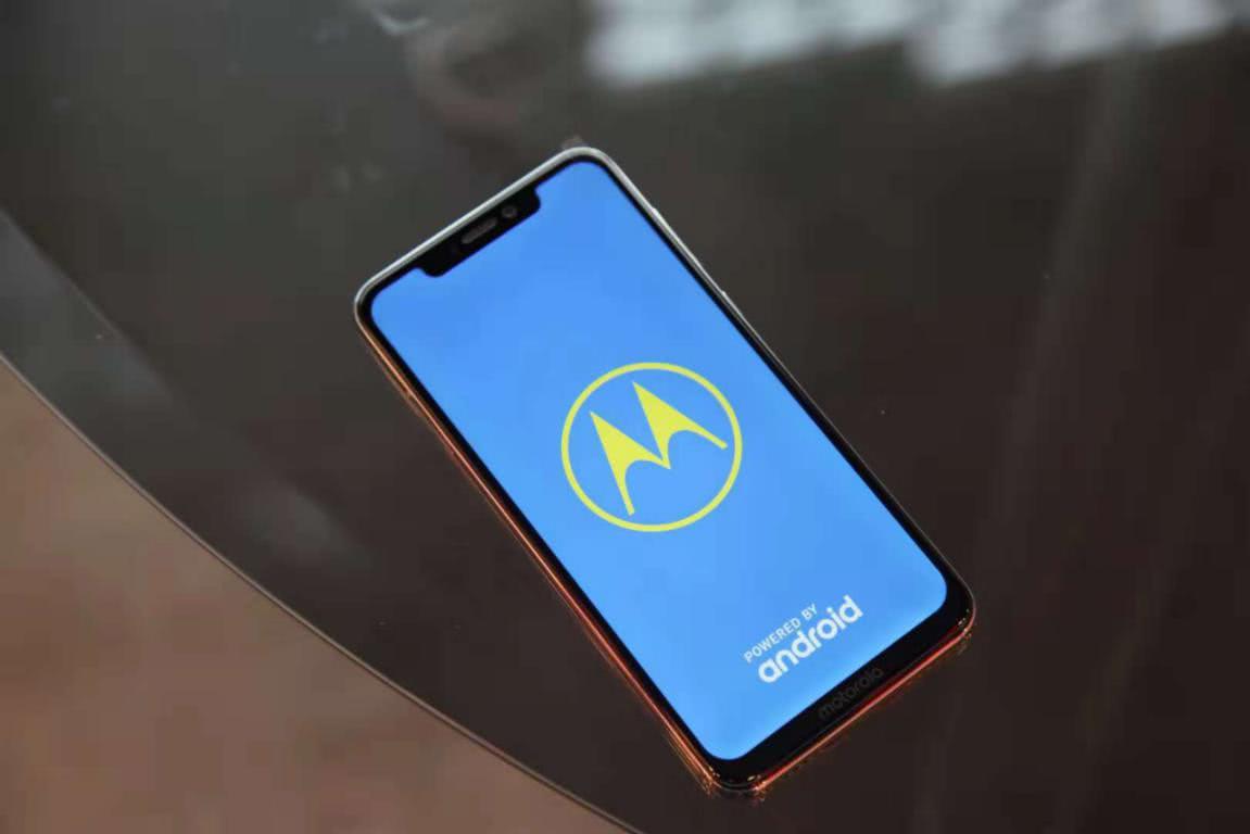 依旧坚守着Moto的情怀 Motorola P30上手体验