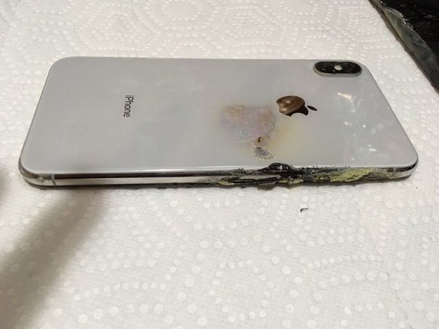 这么快就有情况：首台iPhone XS Max自燃