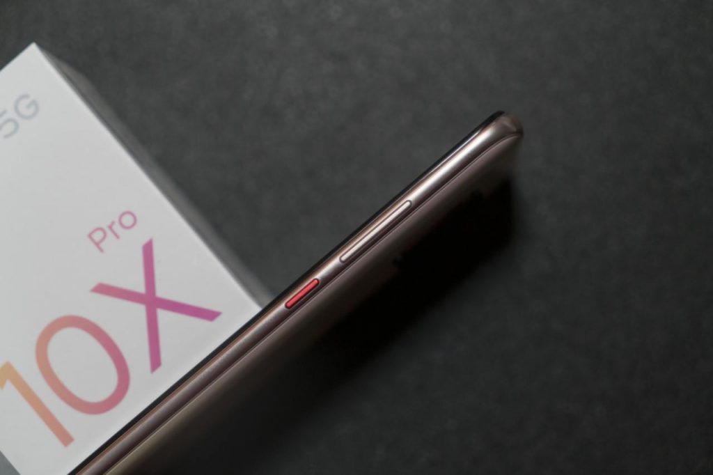 「主观评测」Redmi 10X Pro真配得上轻旗舰三个字吗