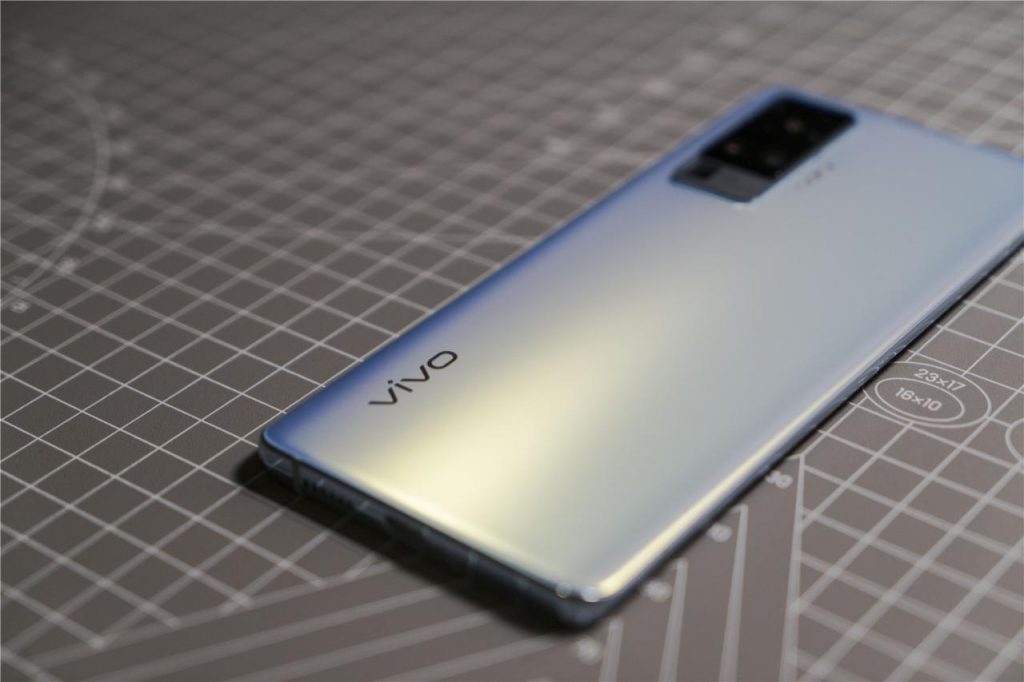 最轻薄潜望式手机 vivo X50 Pro快速评测 值还是不值