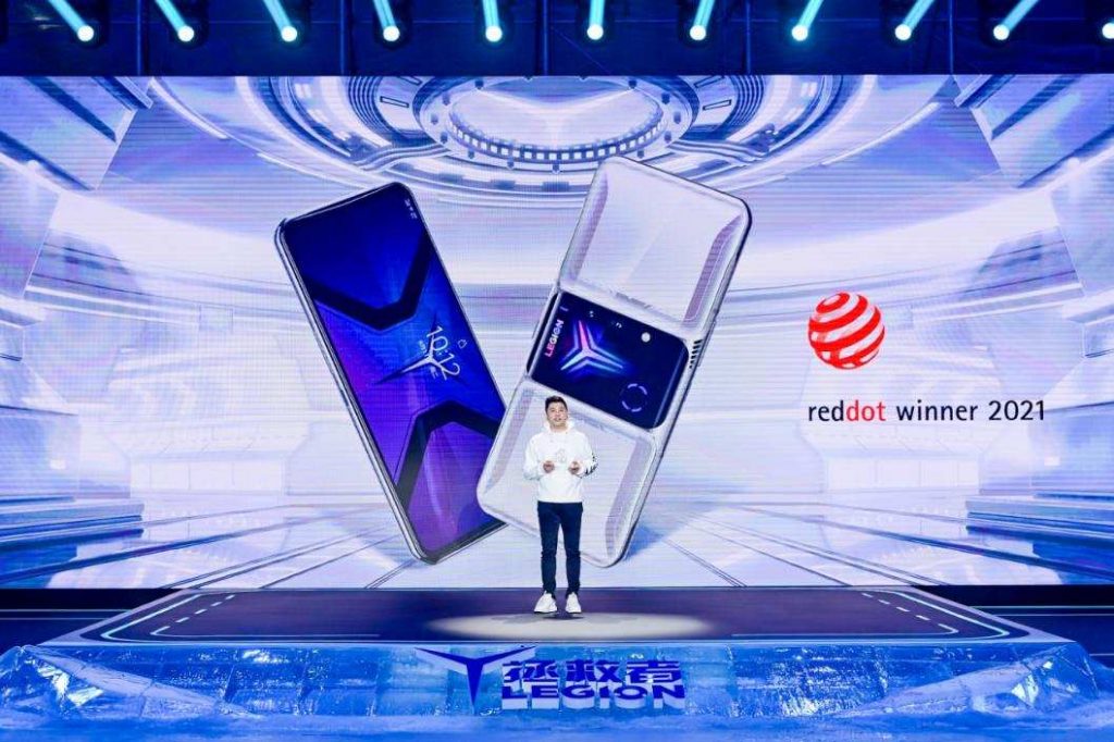 开启电竞旗舰新纪元，拯救者电竞手机2 Pro正式发布，3699元起