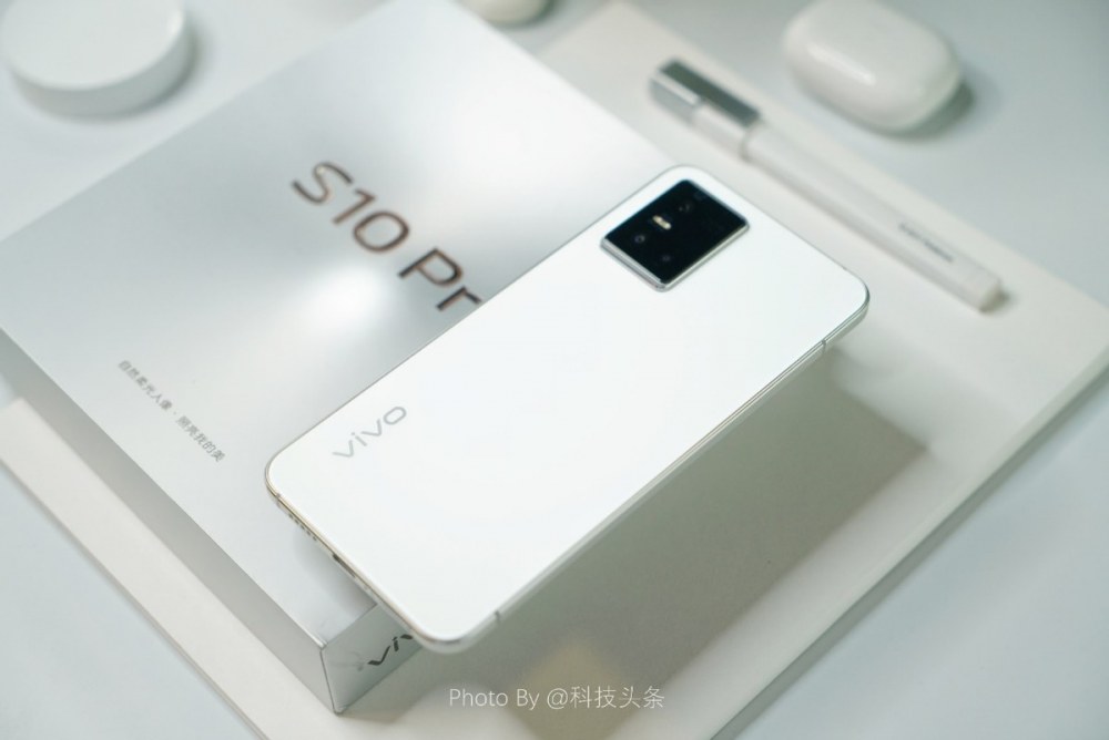 蔡徐坤同款vivo S10 Pro首发评测：最强自拍+1亿像素主摄，双面都好玩