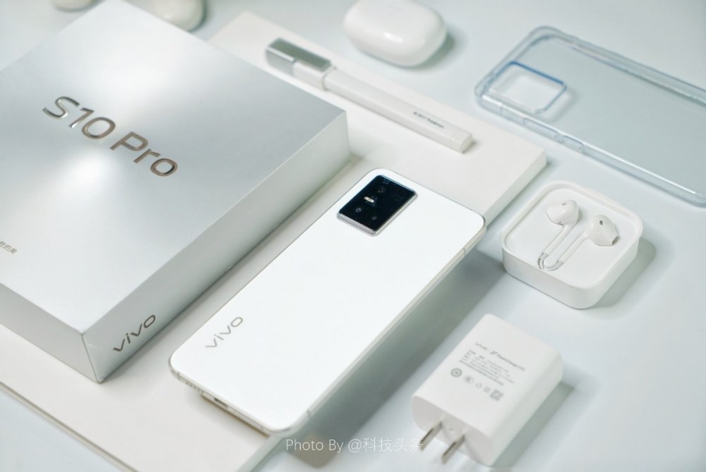 蔡徐坤同款vivo S10 Pro首发评测：最强自拍+1亿像素主摄，双面都好玩