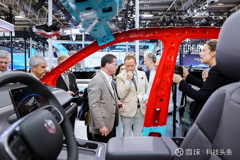 满配最高价不超过20万元，超舒适六座SUV零跑C16登陆2024北京车展